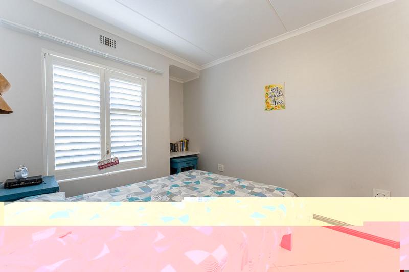 To Let 2 Bedroom Property for Rent in Buh Rein Estate Western Cape